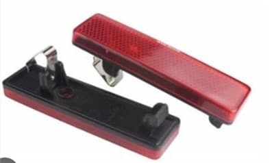 Arka Tampon Reflektörü Sağ-Sol Master II 01>MOVANO II 01> Trafic II 06> Vivaro 06>