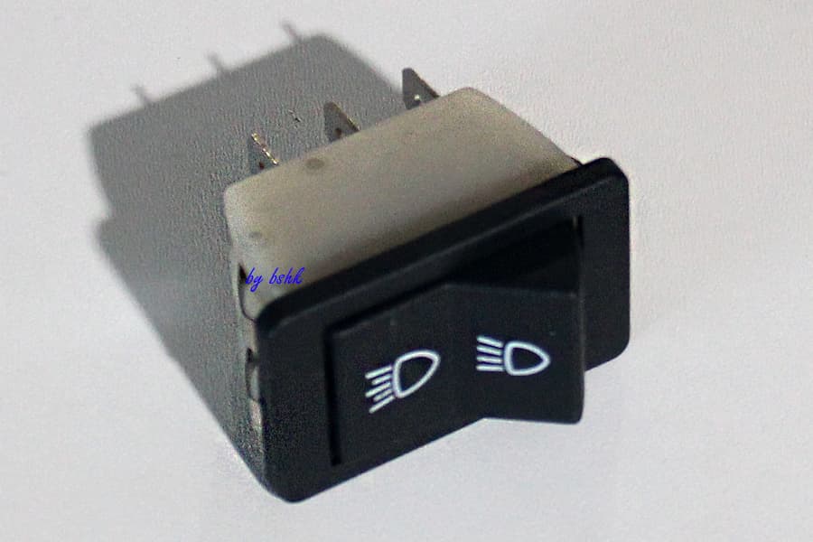 Far Düğmesi Renault R12 12V