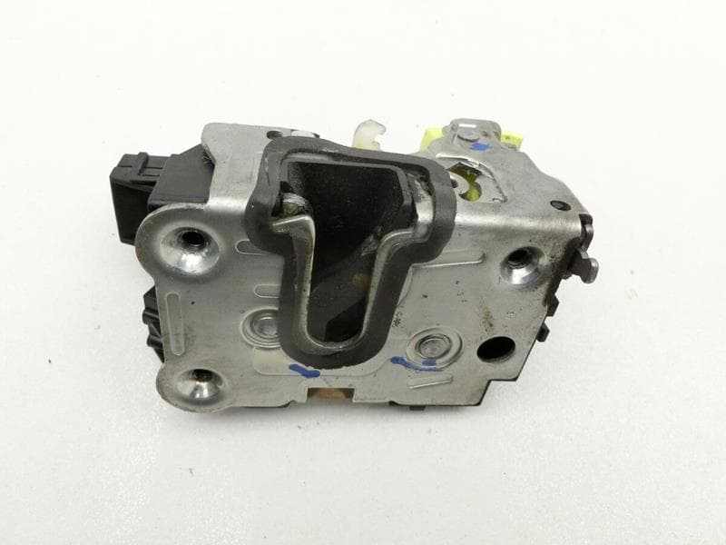 Kapı Kilidi Ön Sağ Duster YM 805021840R